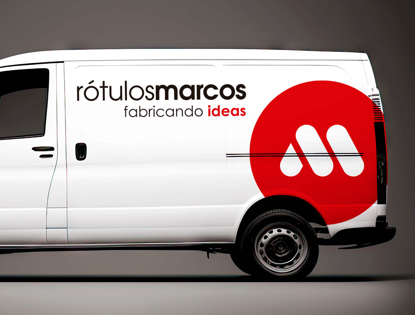 vehículo de forrado de fachada, cerramiento de fachada y revestimiento de fachada de Rótulos Marcos